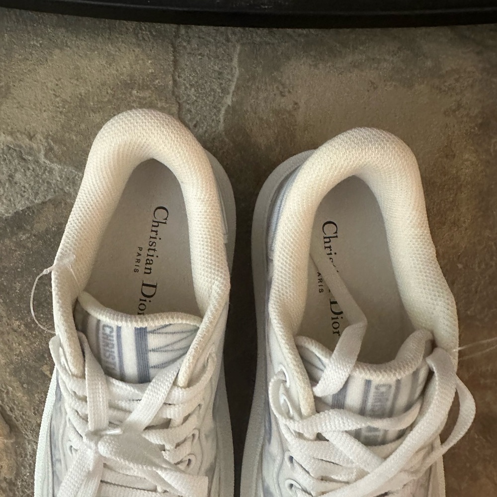Women’s Dior Addict shoes - Picture 2 of 10